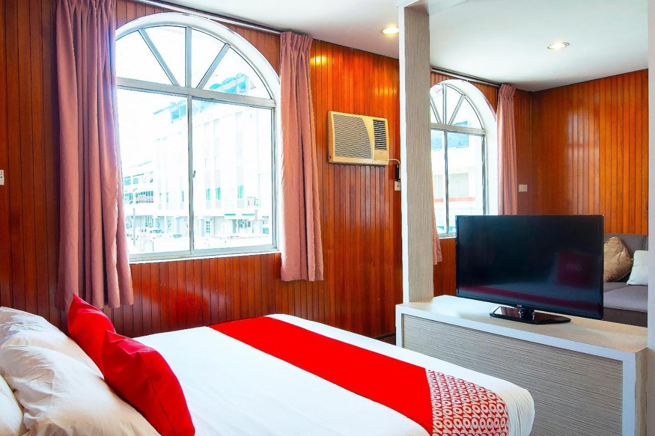 Oyo 89577 Kristal Hotel Keningau Esterno foto